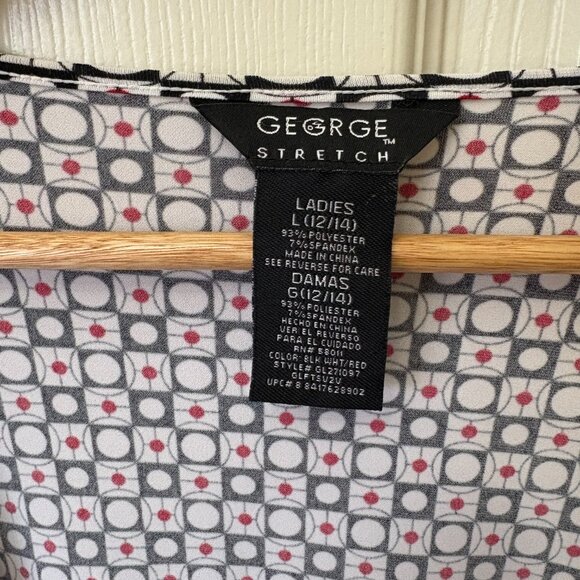 Geometric Wrap Dress - Picture 2 of 3